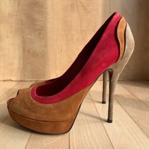 Gucci peep toe heels